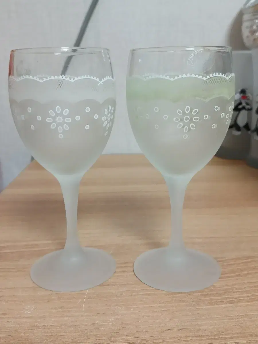 250 빈티지 Kamei Glass 와인잔 2개